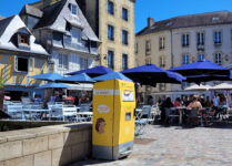 Corbeille compactrice solaire Mr Fill connectée Quimper