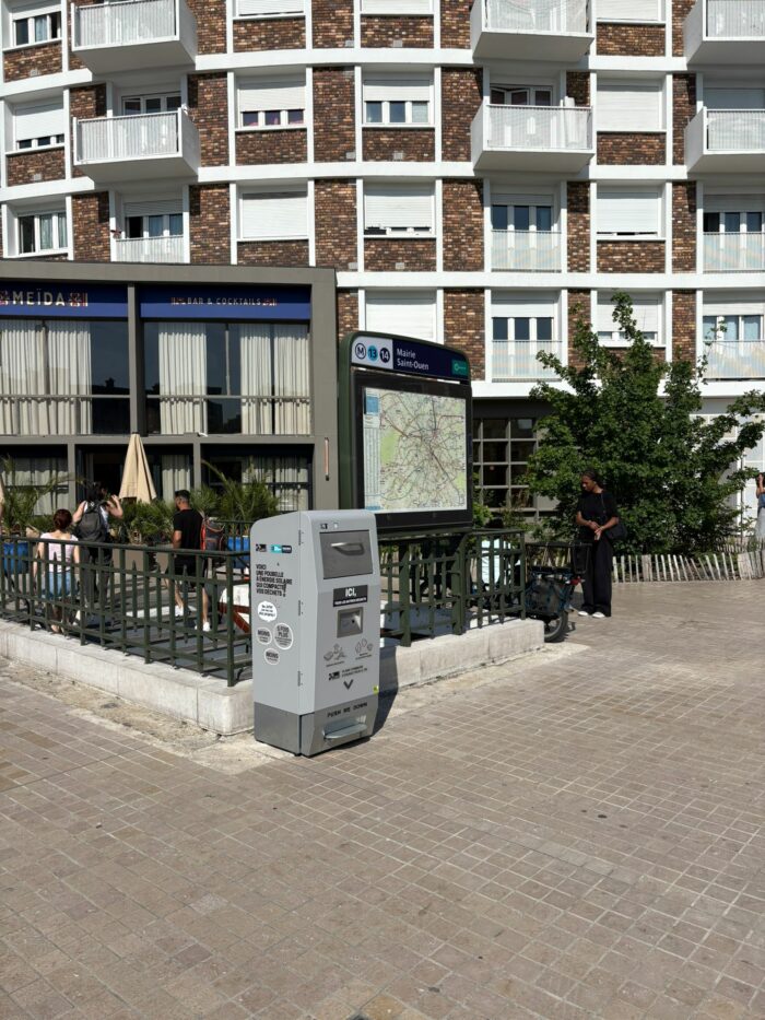WinBin installe ses corbeilles à Plaine Commune